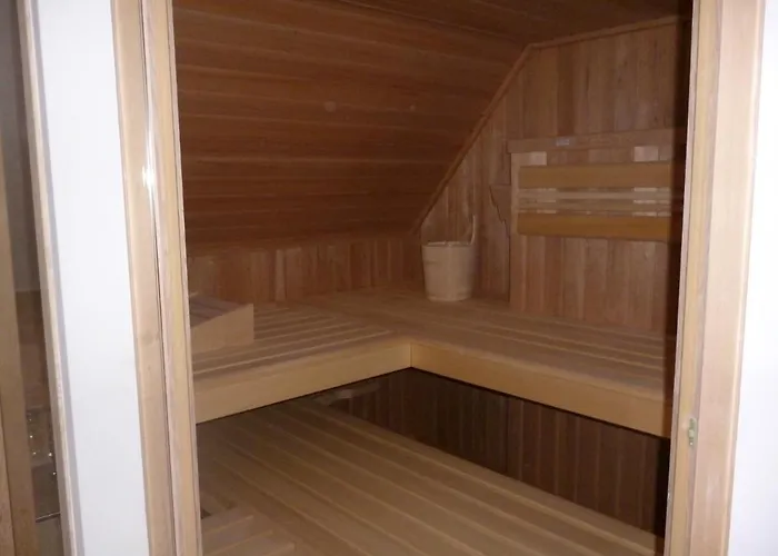 Ostsee-wellnesslandhaus Mit Sauna, Jacuzzi, Innenwhirlpool Groß Schwansee